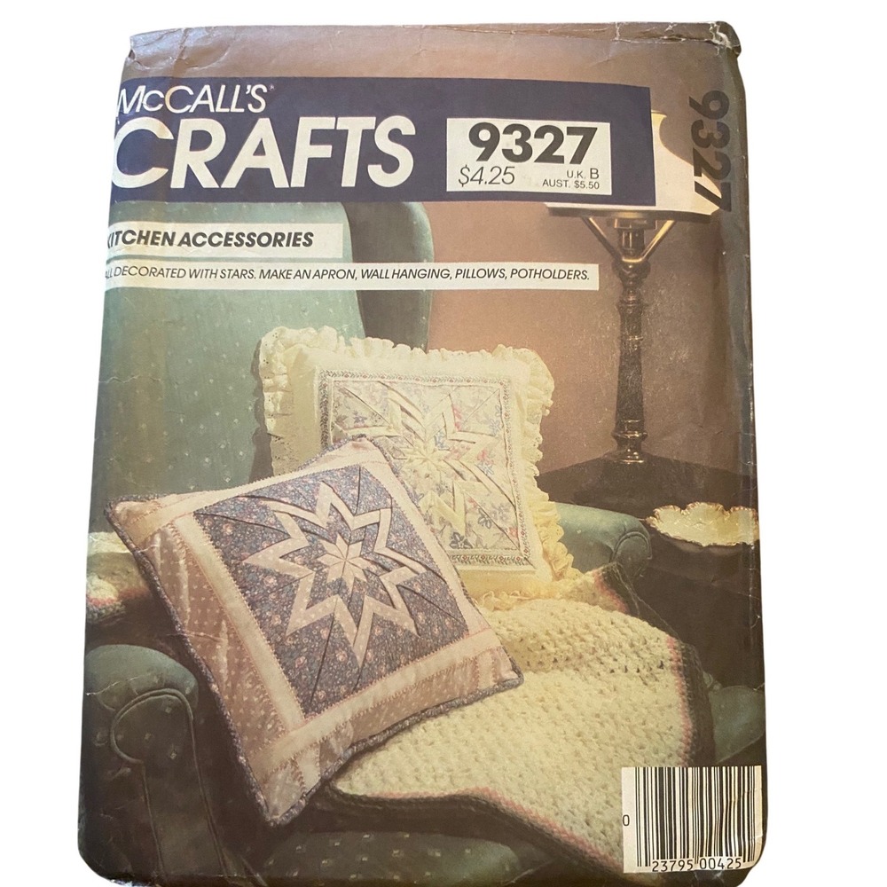 McCalls Sewing Pattern Apron Wall Hanging Pillows Potholders Cottagecore Crafts
